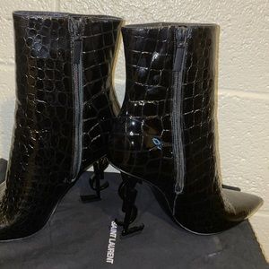 Dress boots.